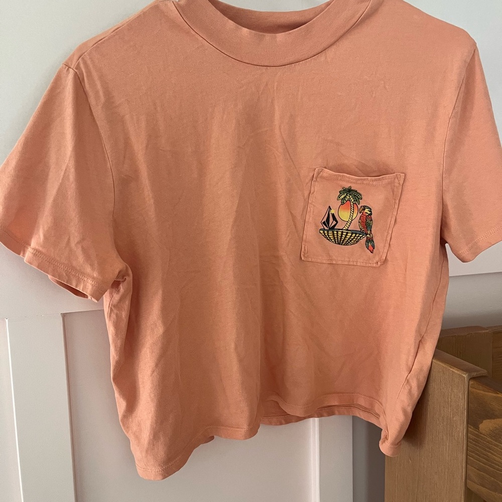 Volcom Peach Crop Top with Tropical Pocket